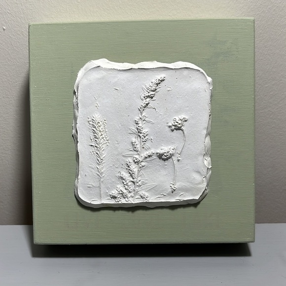 Handcrafted Plaster Relief Nature Casting - Picture 7 of 10